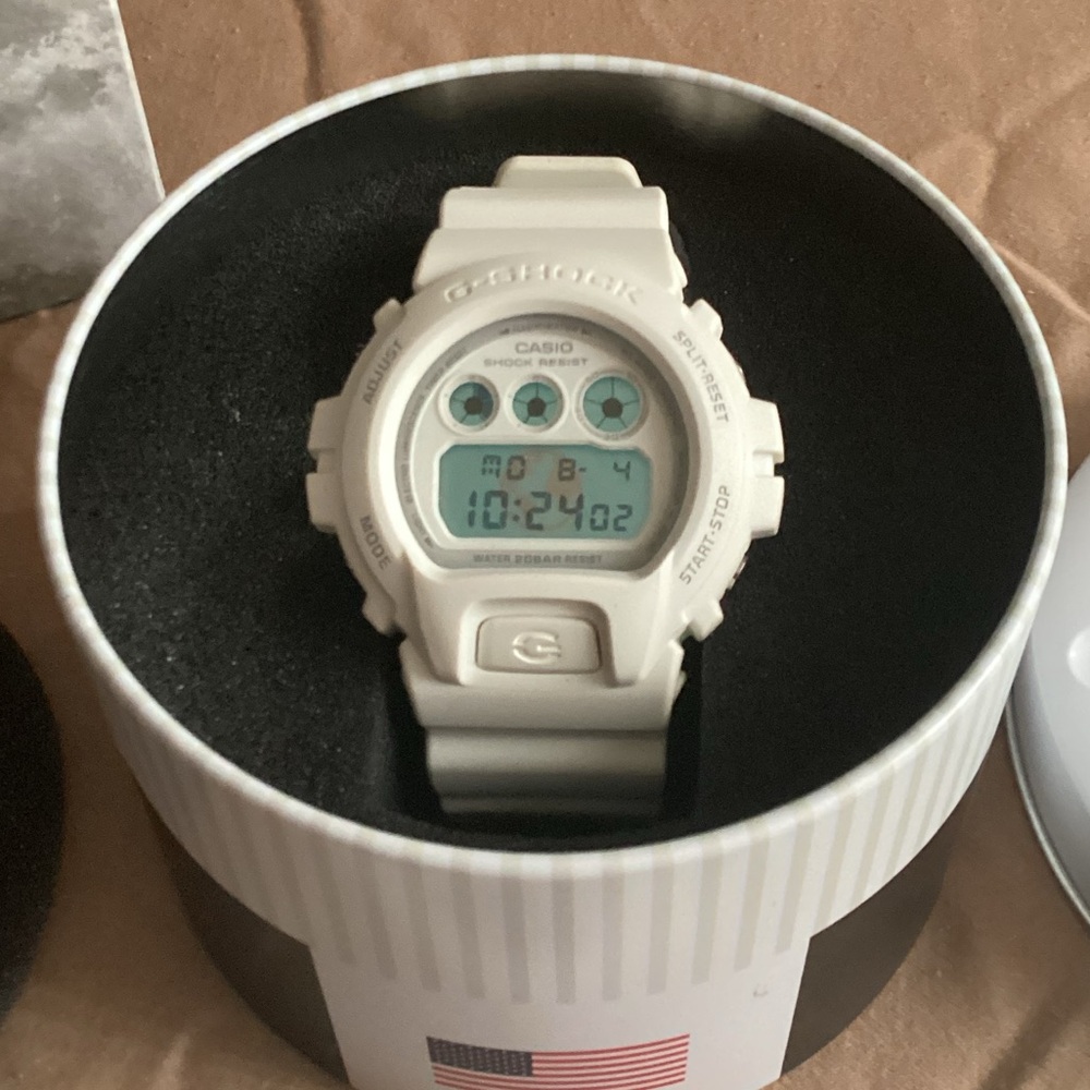Casio G-Shock x NASA Limited Edition DW-6900NASA23-7CR 3230 - Picture 6 of 12